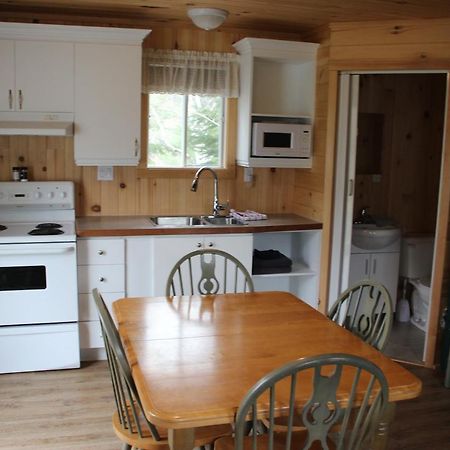 Chalet Au Bord Du St-Maurice La Tuque Eksteriør bilde